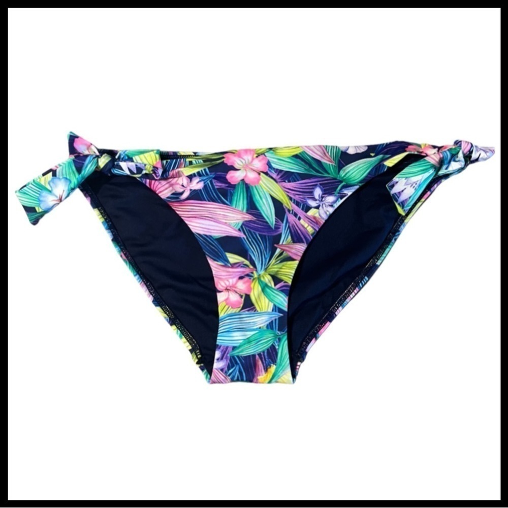 OYSHO NWT Floral Classic Bikini Brief